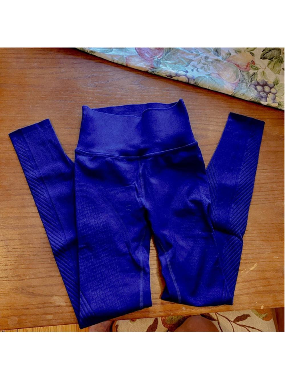 Fabletics Sculpt "Royal Blue" Seamless Leggings (Small)